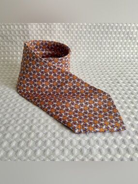 Hermès Vintage Silk Bird Print Tie Orange and Blue Birds Paris France Luxury XXX
